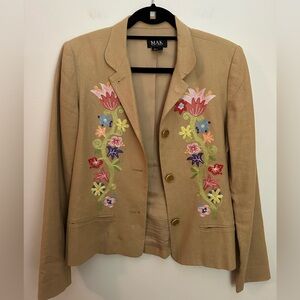 MAK New York Embroidered Floral Blazer Size 4 Tan Like NEw